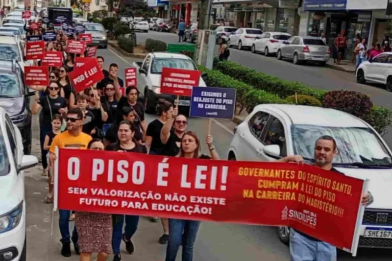 Professores de Barra de São Francisco convocam ato público para cobrar cumprimento do piso nacional do magistério
