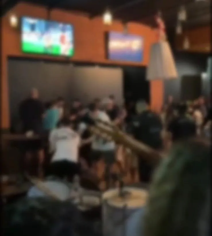 Vídeo mostra briga generalizada em casa de shows em Colatina