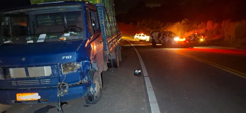 Vídeo: acidente entre caminhão e motocicleta deixa vítima fatal, em Colatina