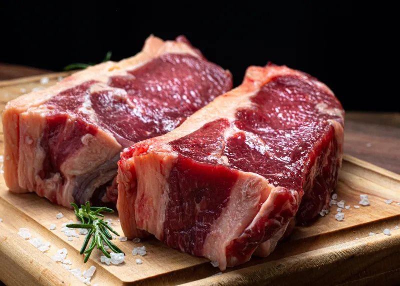 Expectativa de queda no preço da carne após tarifaço de Trump não se confirma em Colatina