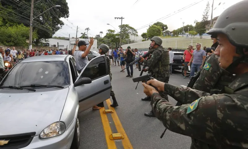 Mais de 2 mil policiais militares começam a ser julgados por motim da greve de 2017 no Espírito Santo