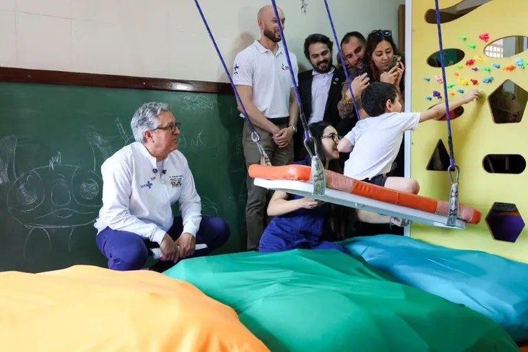 Governo anuncia nova linha de cuidado para pessoas com autismo e reforça rede no Espírito Santo