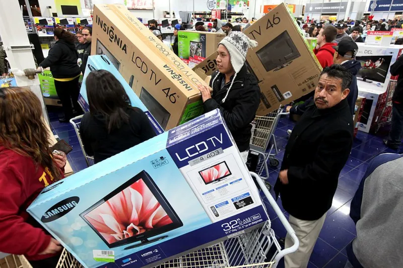 Black Friday promete aquecer o comércio de Colatina com descontos de até 70%