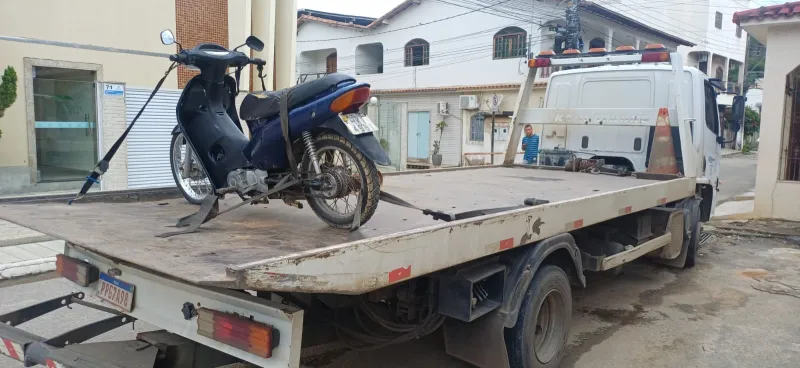 Motocicleta com chassi raspado é apreendida durante bloqueio na ES-080, em São Domingos do Norte