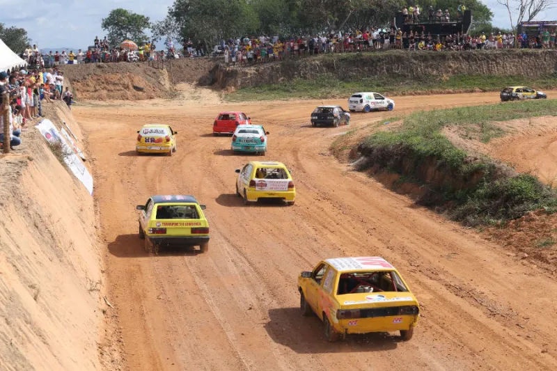 Linhares recebe etapa da Copa Norte de Marcas e Pilotos e Kart no Barro neste domingo (16)