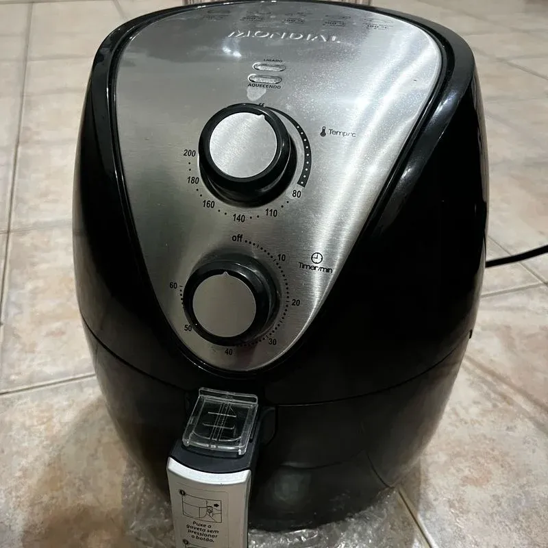 Mulher é detida após furtar air fryer da mãe para trocar por pedras de crack em Colatina