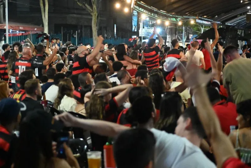 Flamengo campeão: Colatina e Linhares vivem noite de explosão rubro-negra após título histórico