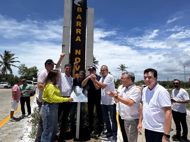 Casagrande inaugura pavimentação da ES-010 entre Barra Nova e Guriri e anuncia novos investimentos em São Mateus