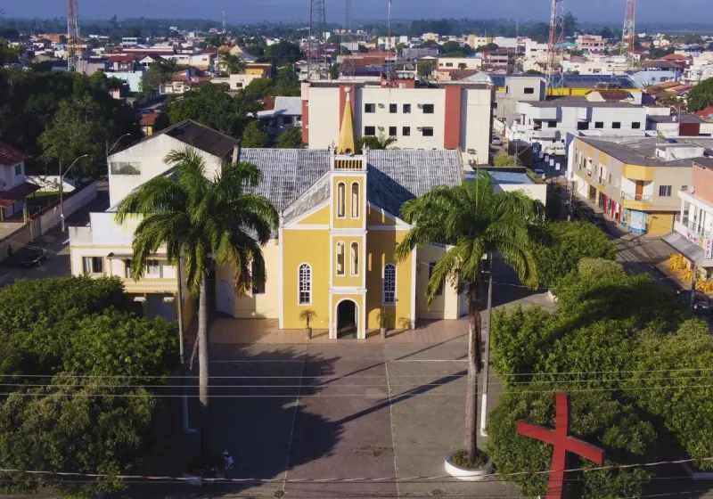 Adolescente de 14 anos morre após ser atingido por árvore de eucalipto no Centro de Jaguaré