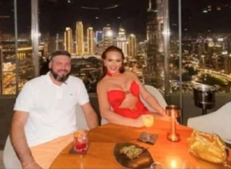 Casal suspeito de aplicar golpes de extorsão permanece preso após audiência de custódia, em Colatina