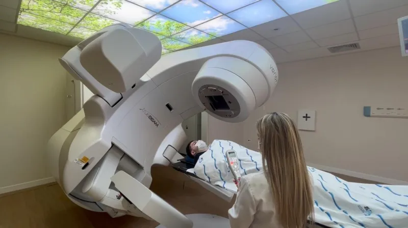 SUS: hospital de Colatina inaugura radioterapia e passa a tratar até 600 pacientes por ano