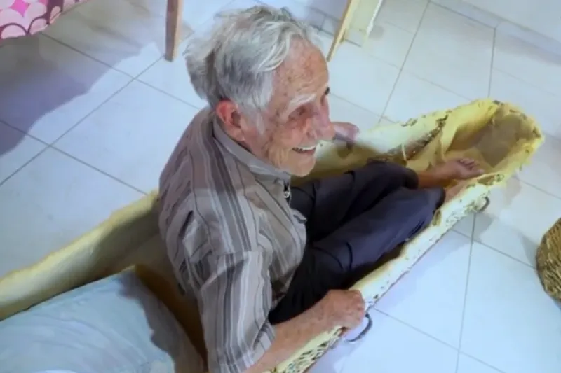 Morre Anísio Lopes, morador de Colatina conhecido por ter construído o próprio caixão