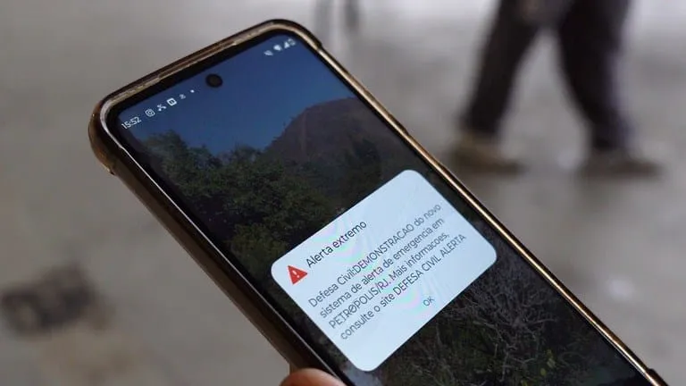 Atenção moradores do Norte e Noroeste do ES: saiba como ativar alertas da Defesa Civil e receber avisos no celular