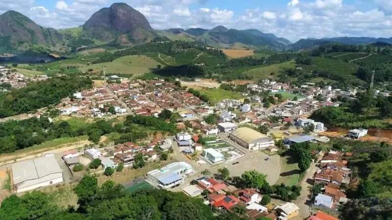 Filho tenta defender a mãe durante agressão e também é atacado pelo pai em Governador Lindenberg