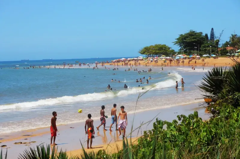 Atenção moradores do Norte e Noroeste do ES que passam o verão na Grande Vitória: Serra lidera número de praias impróprias para banho