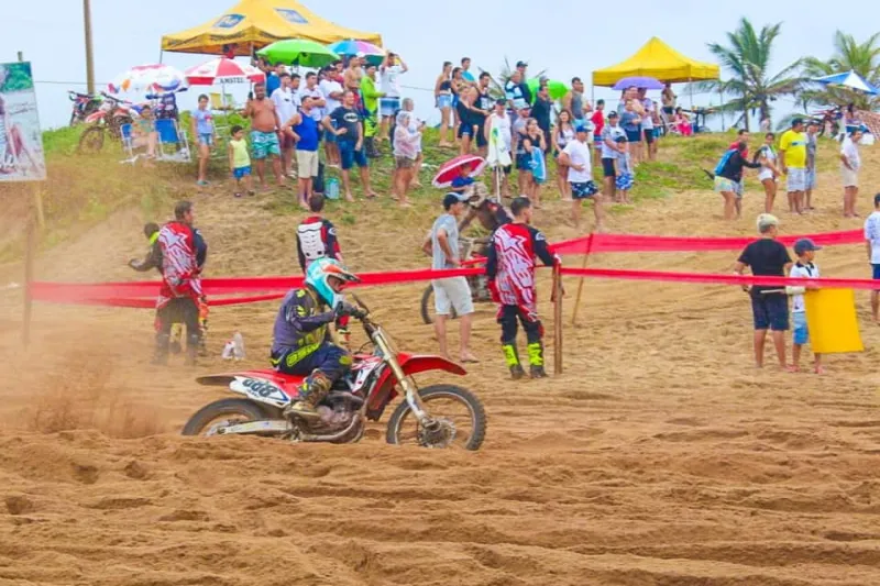 Adrenalina nas areias: Speedway de Motos agita o Pontal do Ipiranga neste domingo