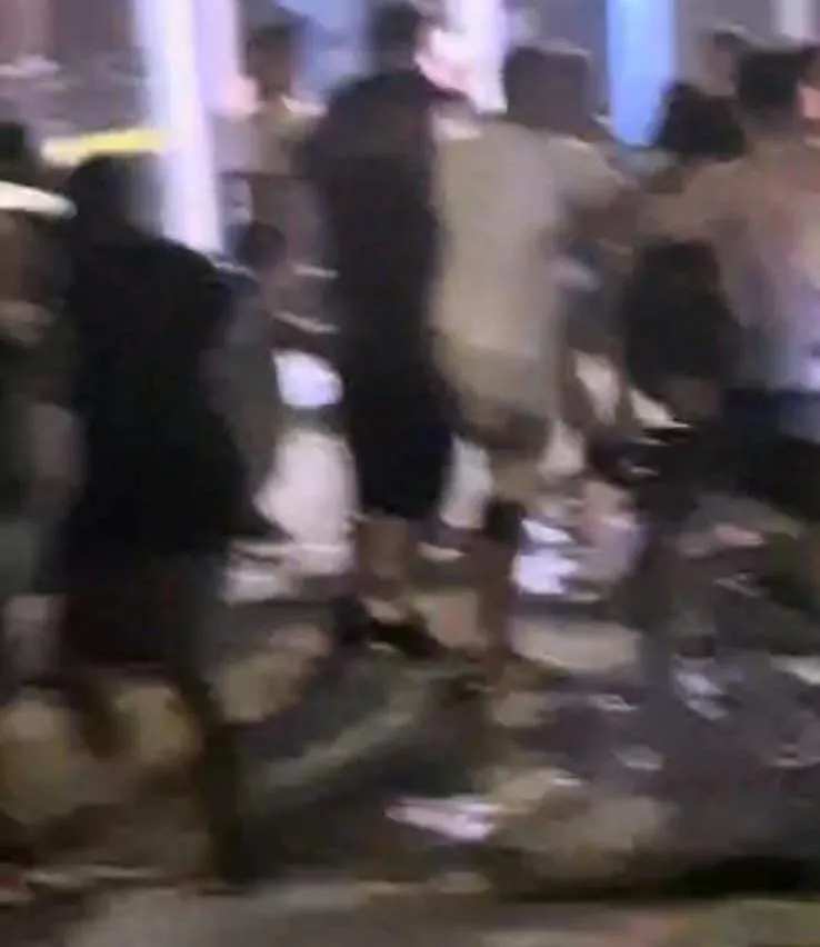 Vídeo mostra o momento da briga generalizada que terminou com homem esfaqueado e tiros durante evento em Pancas