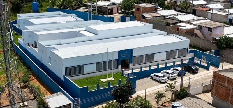 Em Colatina, escola inaugurada em 2024 é reinaugurada novamente; comunidade questiona o porquê