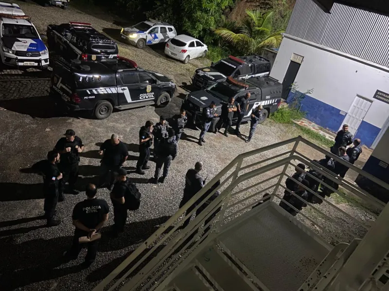 Operação policial prende suspeito e apreende armas, drogas e dinheiro em Marilândia