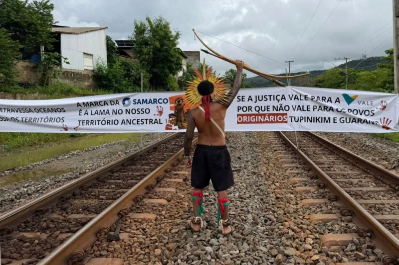 Após dias de tensão, indígenas liberam Ferrovia Vitória-Minas, mas fazem alerta: “protesto pode voltar”