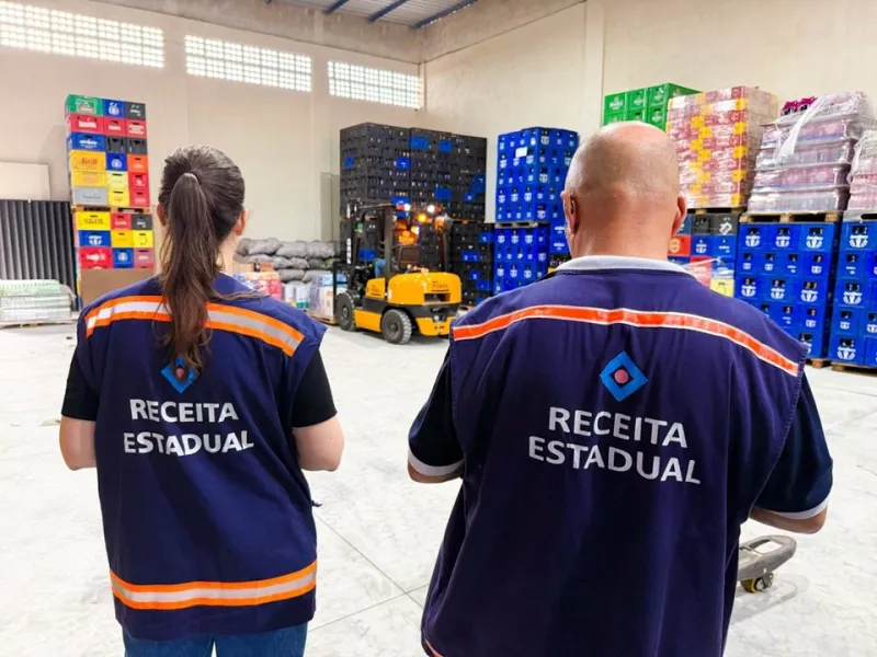 Fiscalização apreende R$ 325 mil em bebidas irregulares durante operação em Linhares