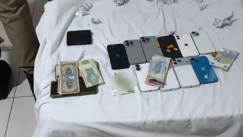 Suspeitos de furtos em festa de Baixo Guandu são presos com 10 celulares em hotel de Aimorés