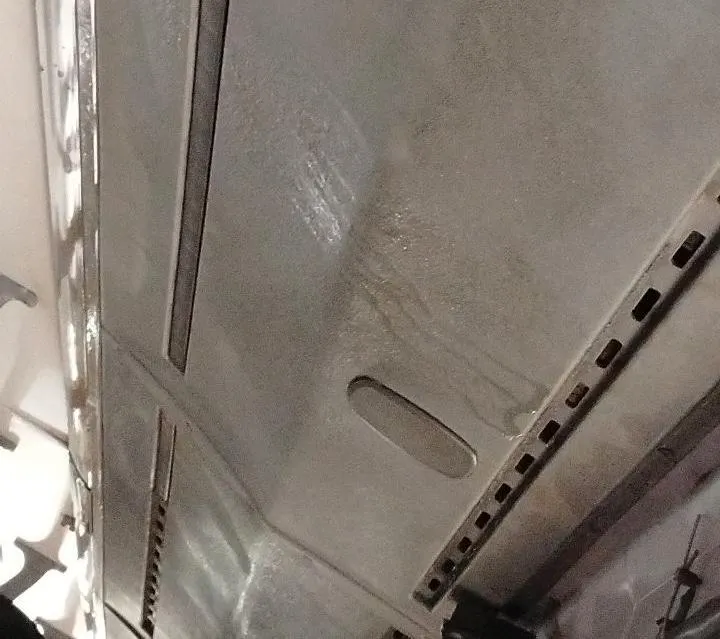 Moradores denunciam ônibus lotados, demora e até água pingando em passageiros em Colatina