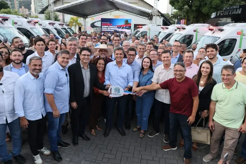 Baixo Guandu, Itaguaçu e Santa Teresa entre os municípios contemplados com ambulâncias do Governo do Estado