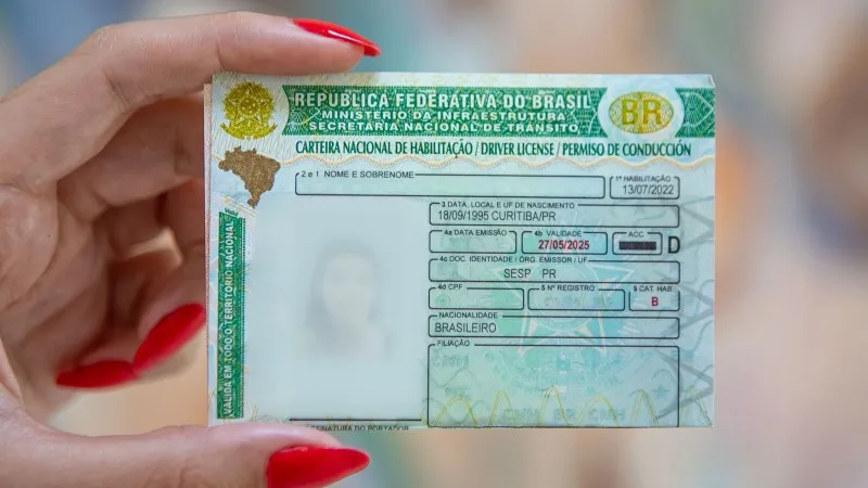 Motoristas poderão ter renovação automática da CNH após aprovação de projeto na Câmara