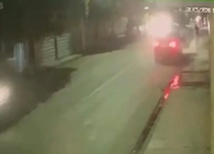 Vídeo mostra momento exato em que mulher é atropelada, em Pancas