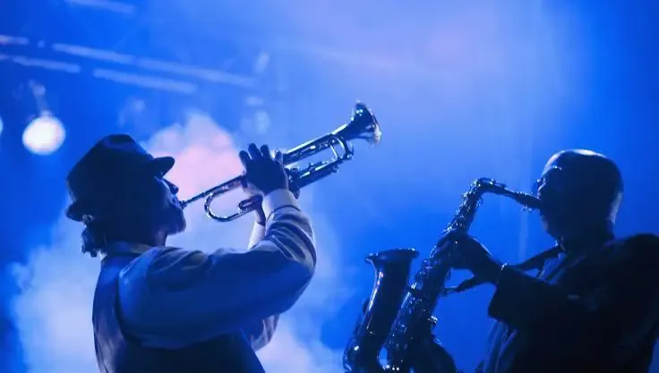 Quem deixou para a última hora pode ficar sem vaga: hotéis de Santa Teresa praticamente esgotam antes do Santa Jazz. Veja a programação