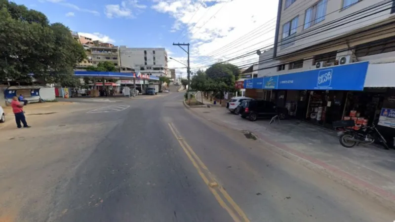 Motorista embriagado é flagrado fazendo zigue-zague e manobras perigosas em Colatina Velha