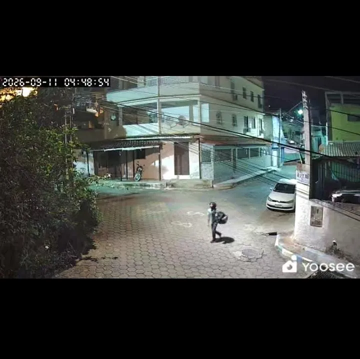 VÍDEO | Furto de fios deixa Campo Bela Vista no escuro e prejudica escolinha de futebol, em Colatina