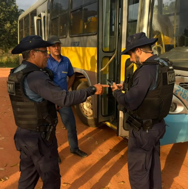 Transporte escolar passa por fiscalização no interior de Colatina e nenhuma irregularidade é encontrada