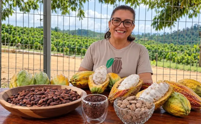 Produtora de Linhares transforma cacau do próprio sítio em chocolate sem açúcar