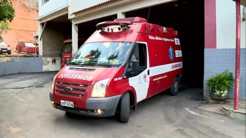 Homem é baleado em Colatina e esposa o leva de carro até os Bombeiros no bairro Carlos Germano Naumann