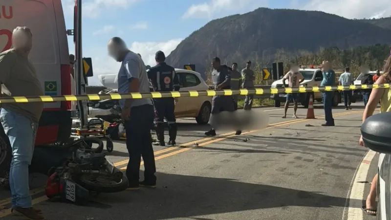 Homem morre em acidente entre carro e moto na ES-341, em Pancas