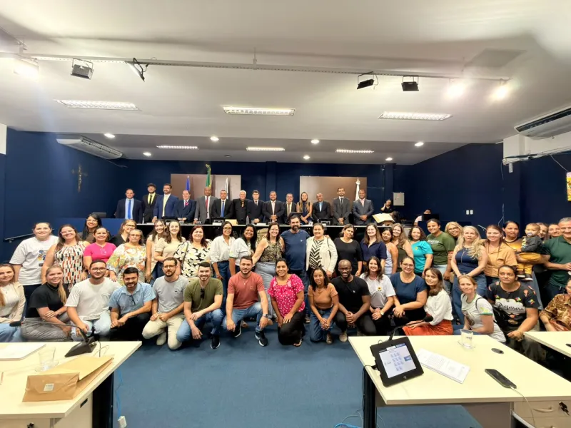 Câmara de Colatina aprova projeto do prefeito Renzo Vasconcelos que prevê R$ 200 mensais para professores da zona rural
