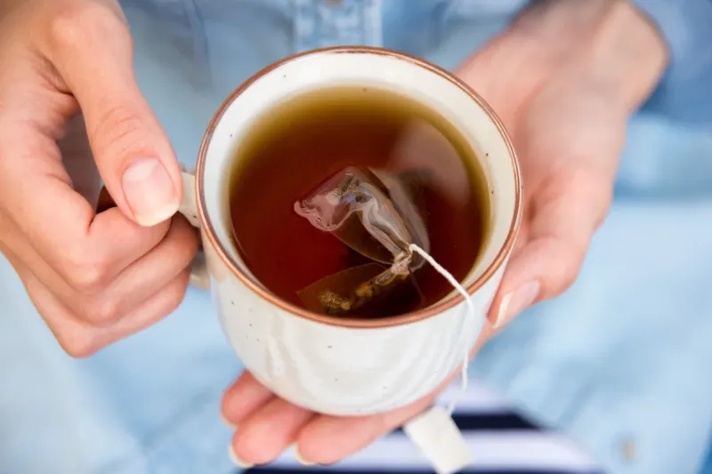 Tem dificuldade para dormir? Conheça 5 chás que podem ajudar a pegar no sono