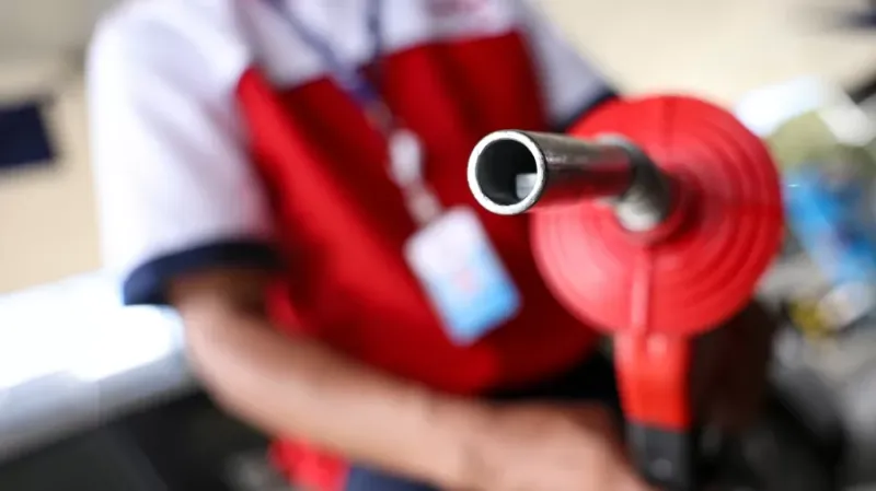 Preço da gasolina cai em Colatina e litro é encontrado a R$ 6,67, aponta ANP