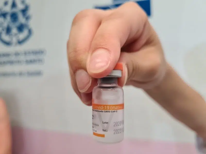 Governo do Estado recebe esta semana mais 158.800 doses para vacinação contra a Covid-19