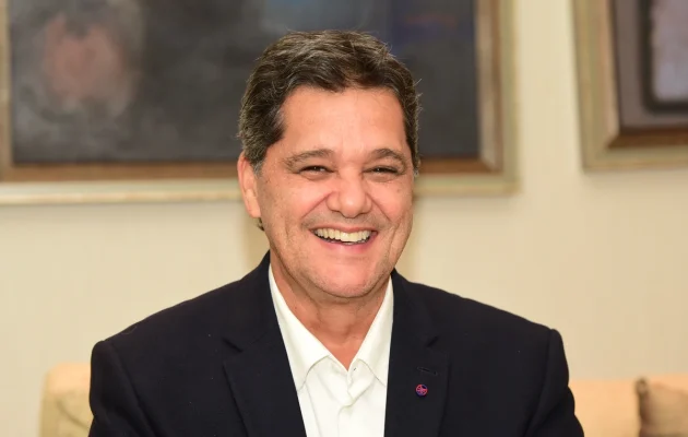 ricardo-ferraco-2883281-article